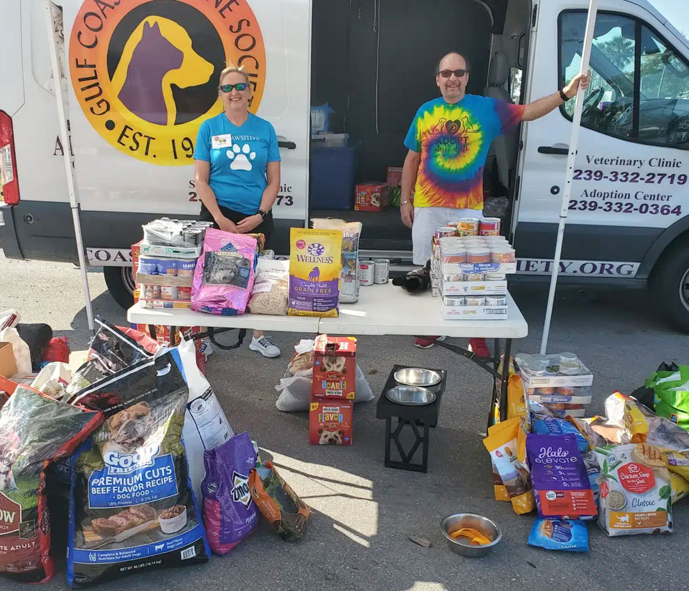 Give to the Gulf Coast Humane Society by helping to fulfill our Supplies Wish List